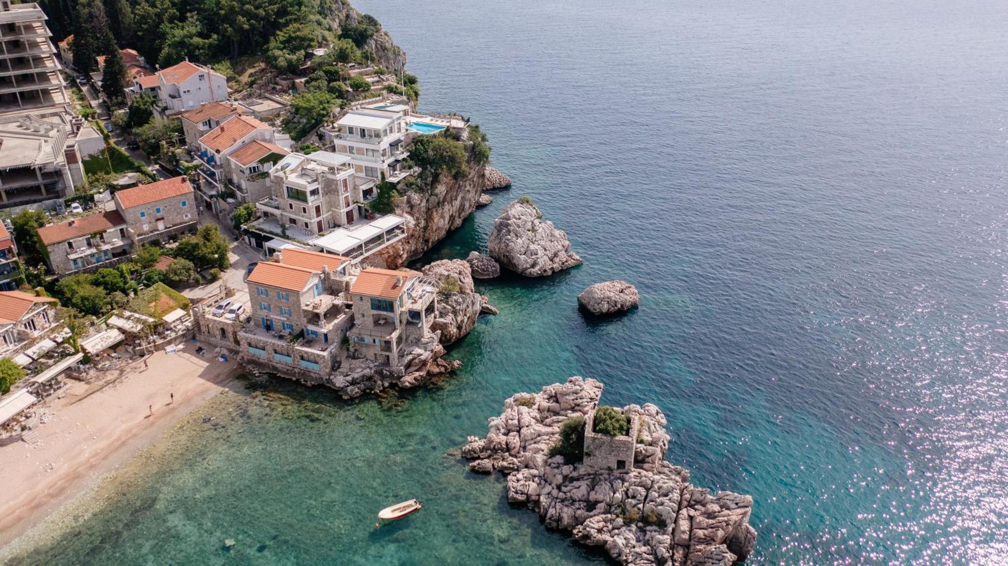 Blanche Cliff Apartments Sveti Stefan Bagian luar foto