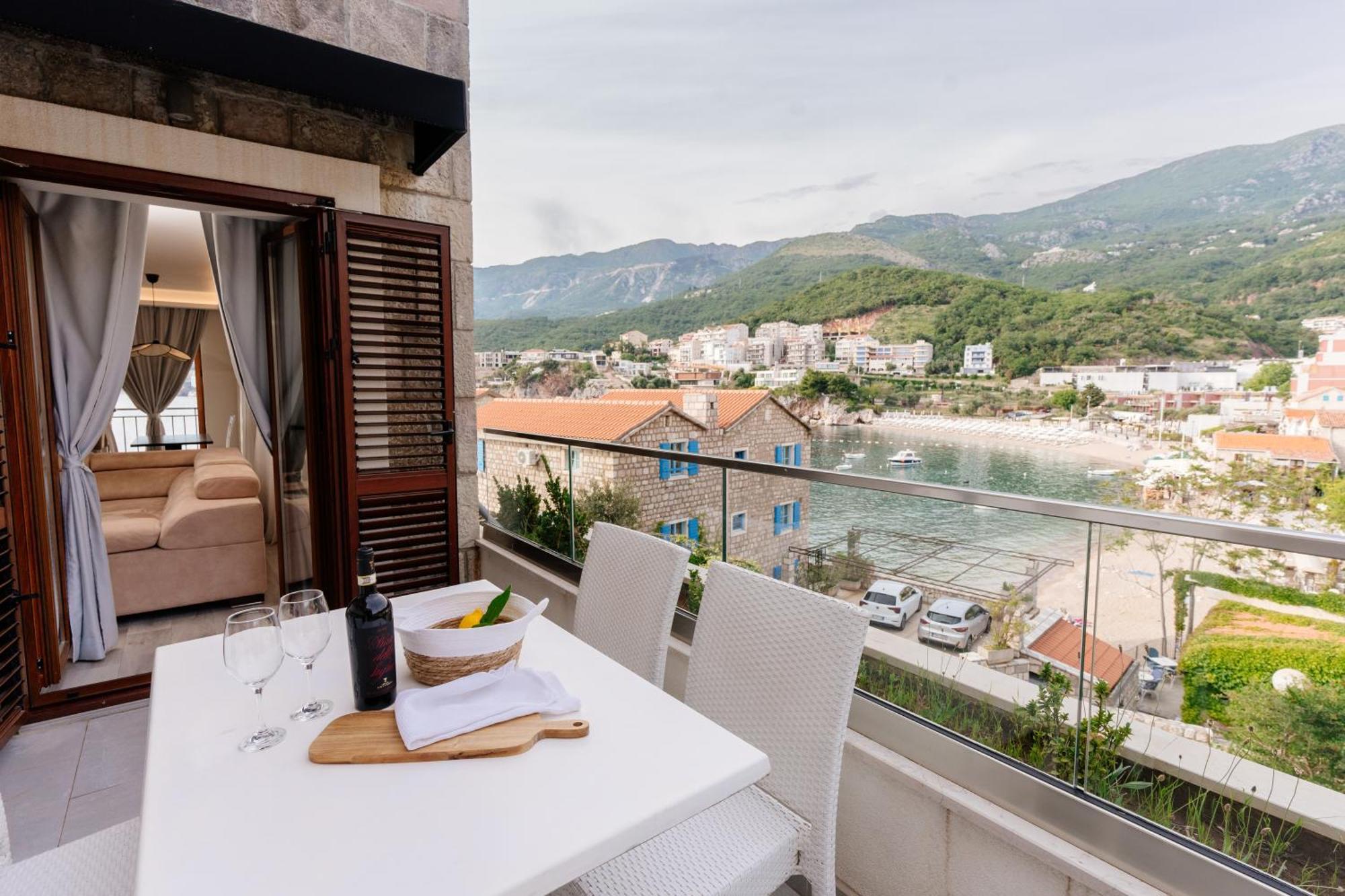 Blanche Cliff Apartments Sveti Stefan Bagian luar foto
