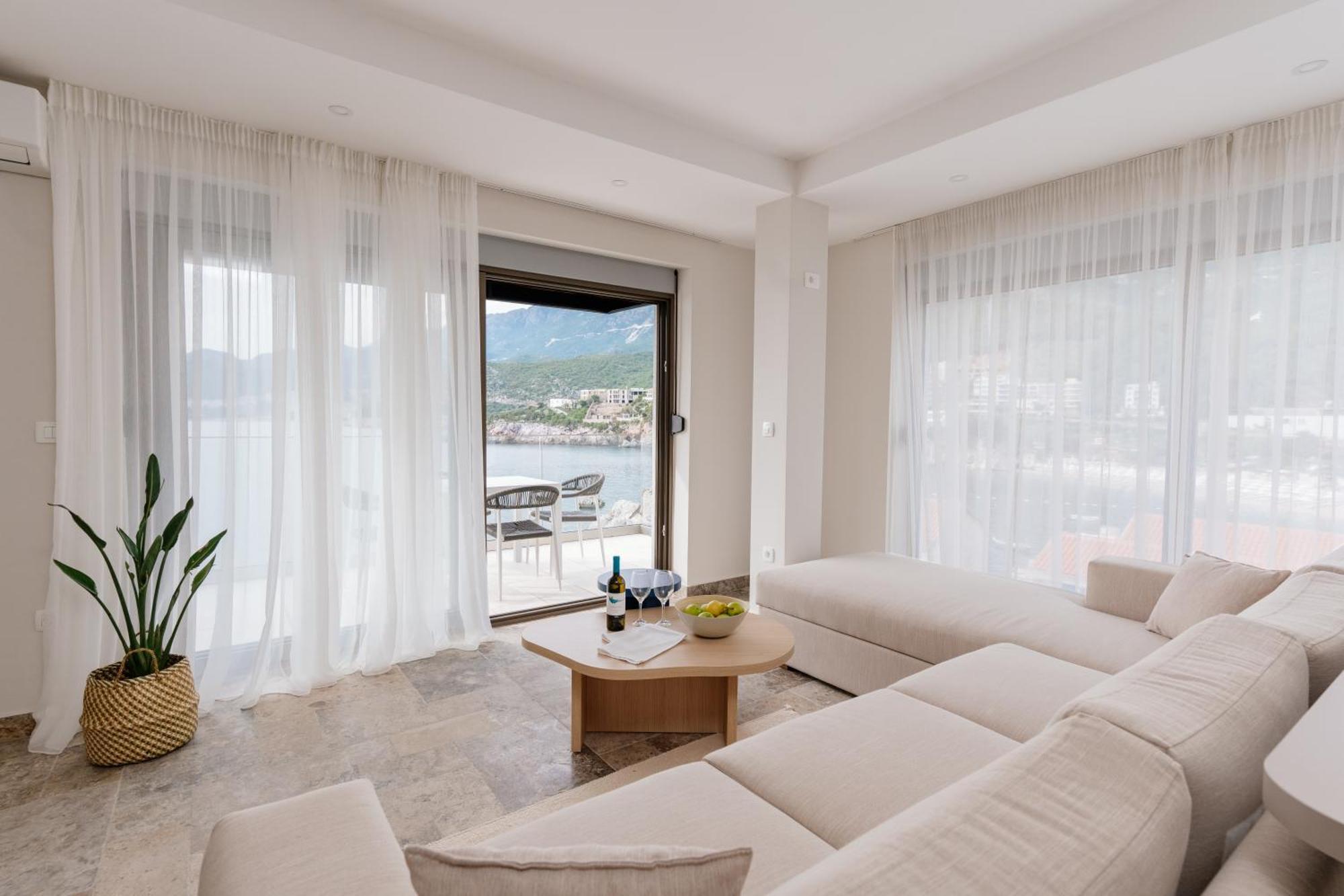 Blanche Cliff Apartments Sveti Stefan Bagian luar foto