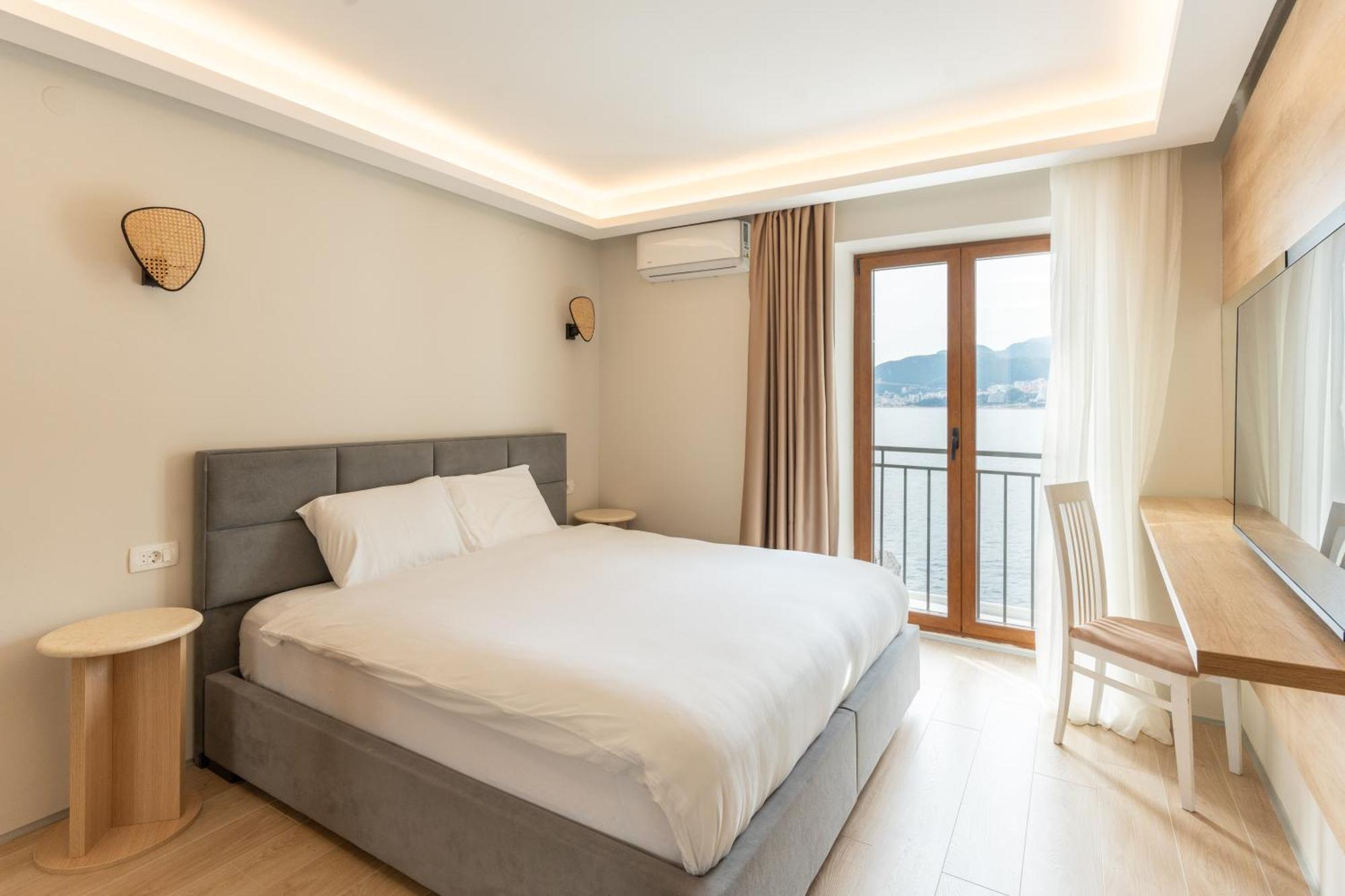 Blanche Cliff Apartments Sveti Stefan Bagian luar foto