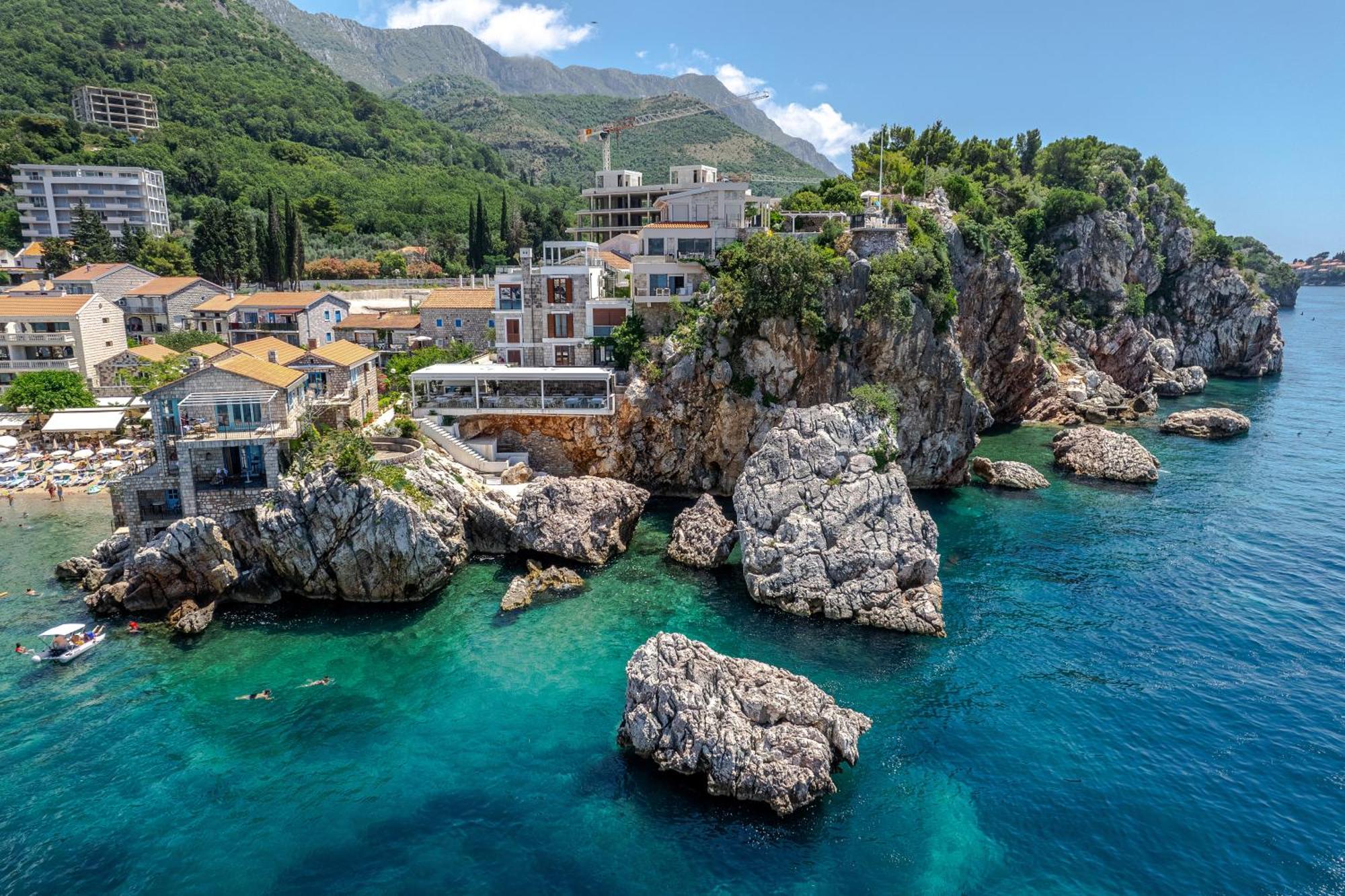 Blanche Cliff Apartments Sveti Stefan Bagian luar foto