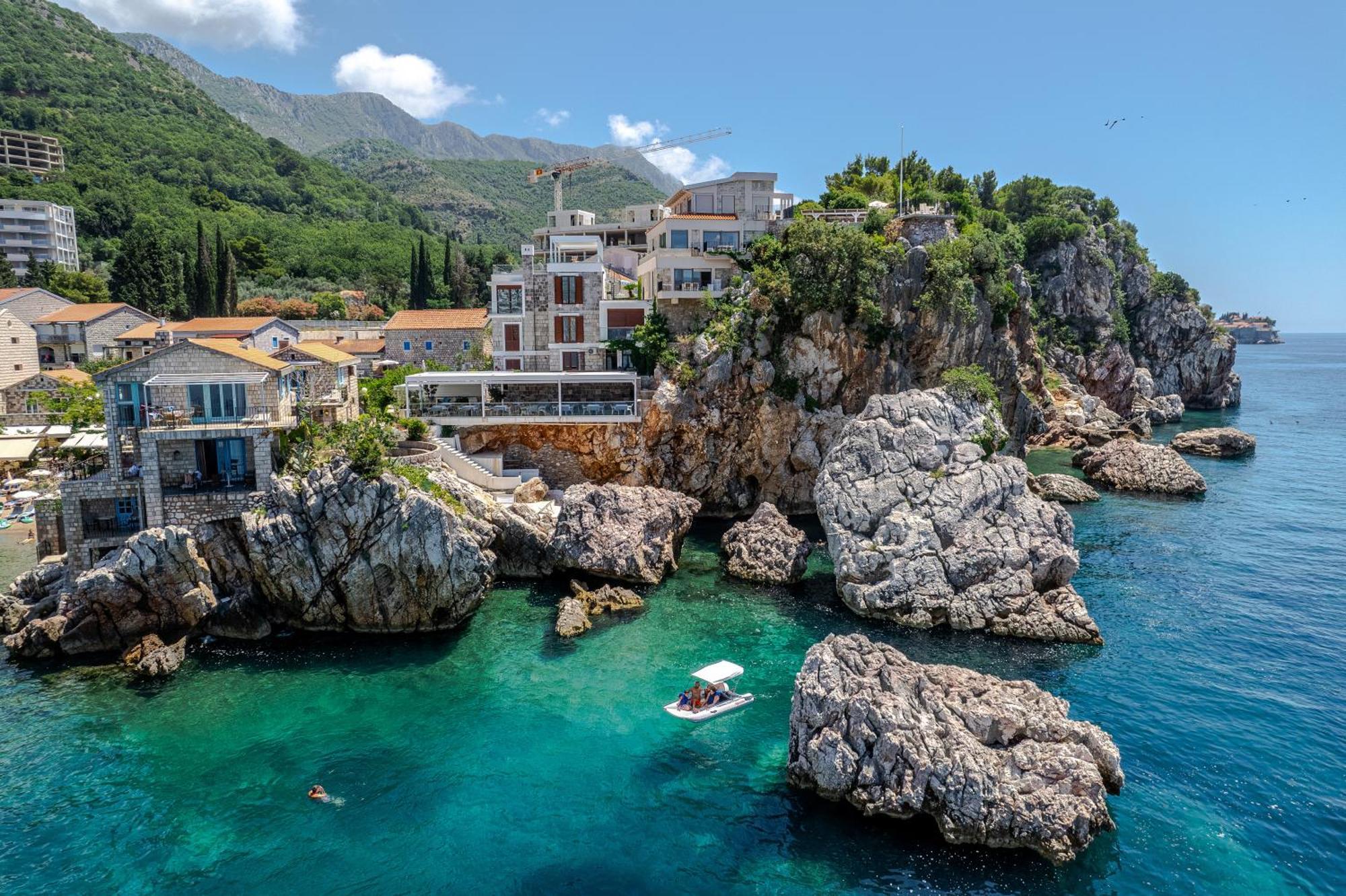 Blanche Cliff Apartments Sveti Stefan Bagian luar foto