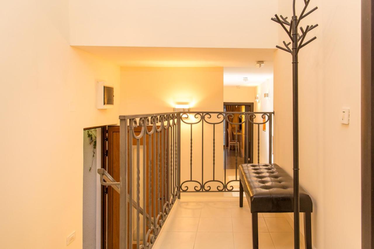 Blanche Cliff Apartments Sveti Stefan Bagian luar foto